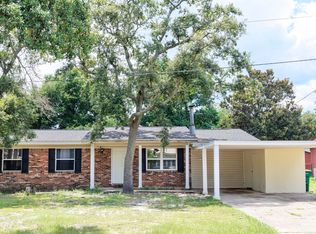 13 Port Dixie Blvd, Shalimar, FL 32579