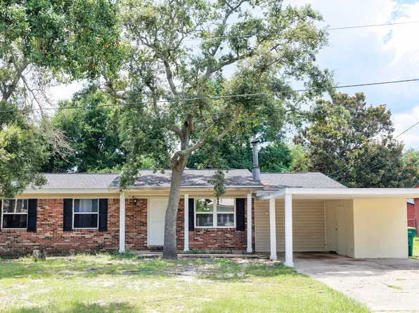 13 Port Dixie Blvd, Shalimar, FL 32579