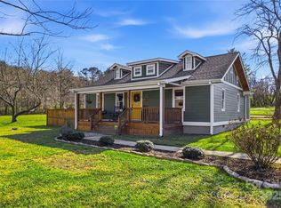 39 W Haven Dr, Arden, NC 28704