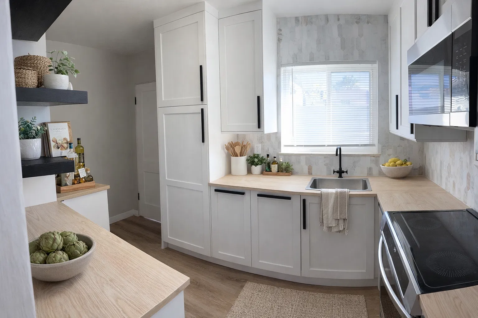2 bed, 830 sqft, $2,150 — Photo 3