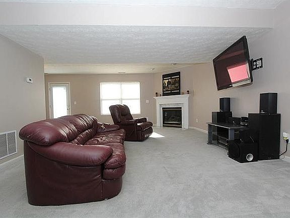 2nd image of 25 Heron Dr