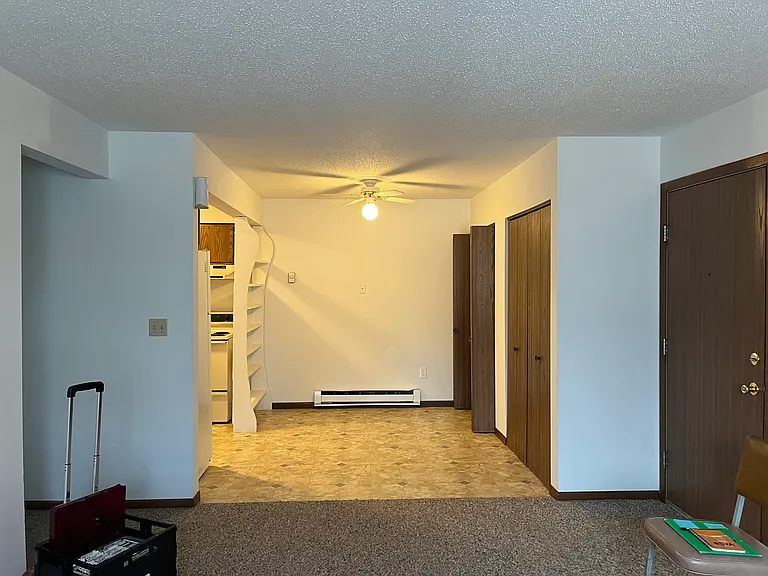 413 S 3rd St #7 — Photo 3