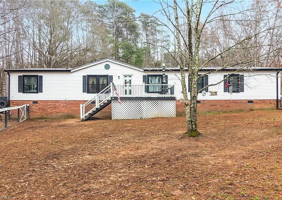 1st image of 235 Geneva Dr