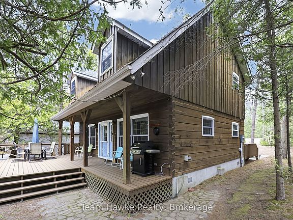 3rd image of 698 Tiny Beaches Rd S
