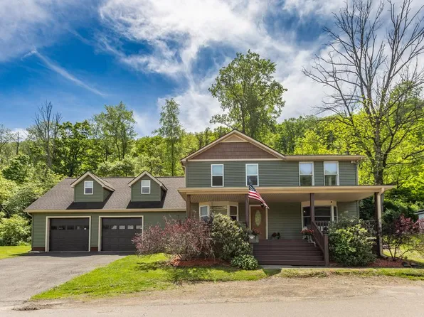 109 1st St, Galeton, PA 16922