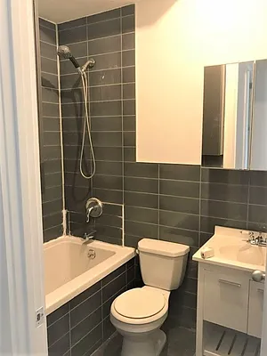 Rented by Evergreen Realty & Investments | media 30