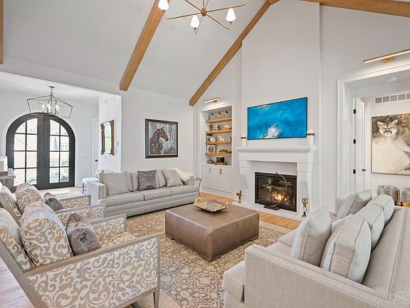 4th image of 5805 Hickory Ct