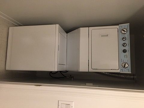 2nd image of 909 Bay St Unit 302