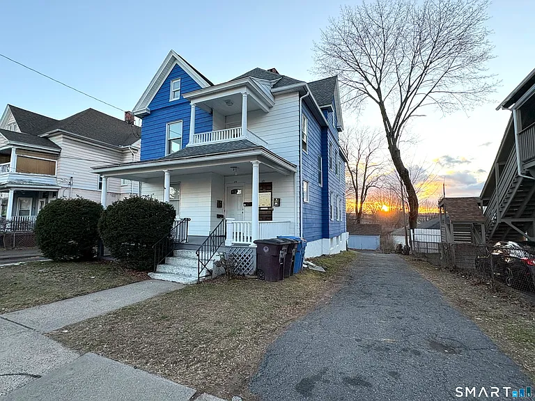 171 Bassett St — Photo 2