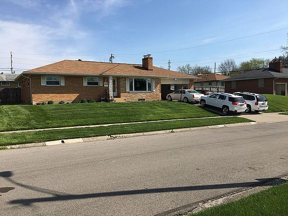3rd image of 4215 Breezewood Ave