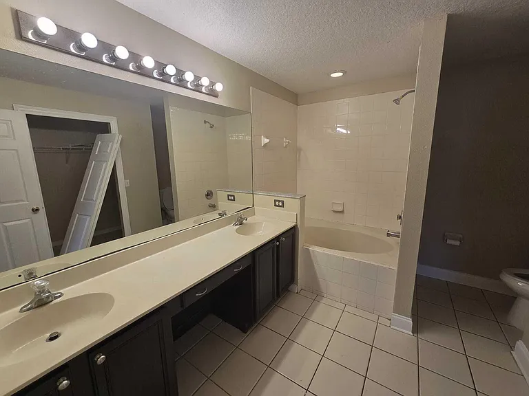 2026 SW Cranberry St — Photo 15