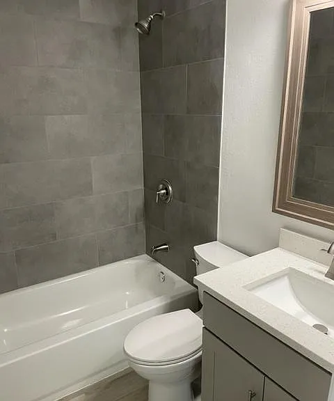 4071 Edgewater Dr #4 — Photo 6