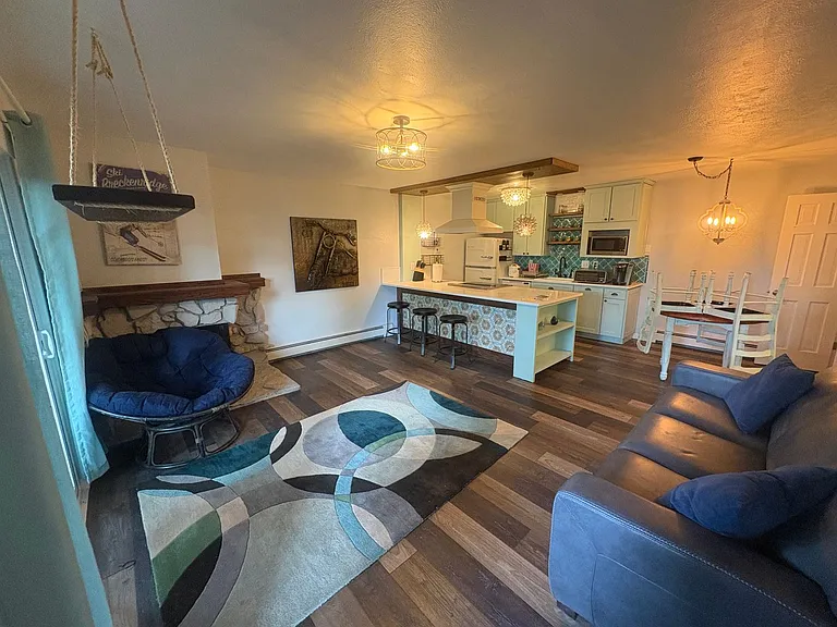 665 Manhattan Dr #1 — Photo 3
