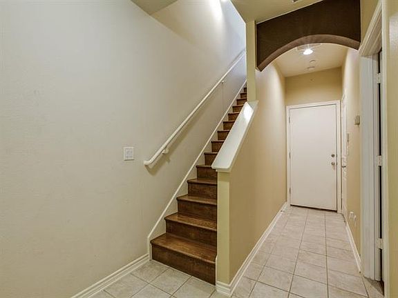 5th image of 4315 Holland Ave APT 11
