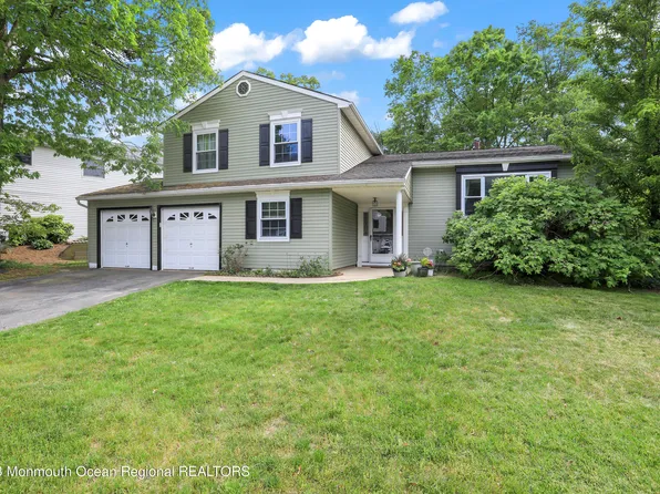 8 Timberline Drive, Howell, NJ 07731
