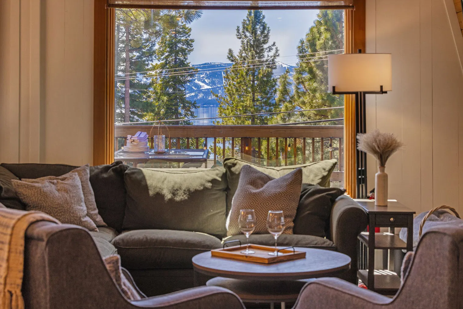 5 bed, 3.0 bath, $15,134 — Photo 1