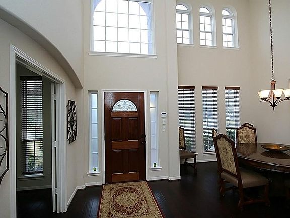 3rd image of 17426 Elverson Oaks Dr