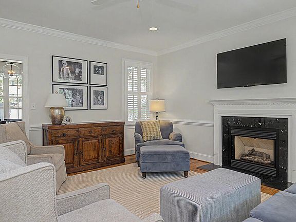 5th image of 7 Mill Haven Ct