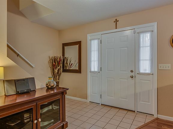 4th image of 56599 Elmer Ave