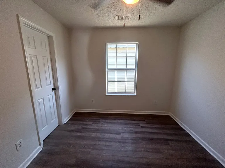 507 Summit Terrace Ct — Photo 23