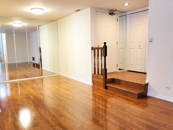 2nd image of 1313 Cromwell Ct #1313