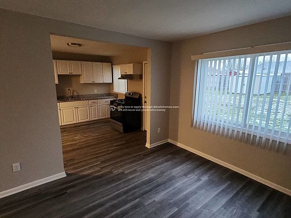 5th image of 603 Willow Dr