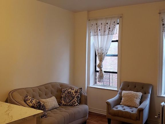 5th image of 916 41st St #3