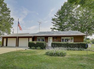 2301 Patricia Ln, Waukesha, WI 53188