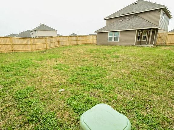 4th image of 857 Canton Grass Ln
