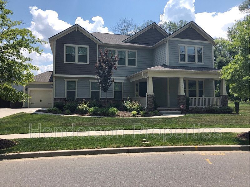 1st image of 10728 Vanguard Pkwy