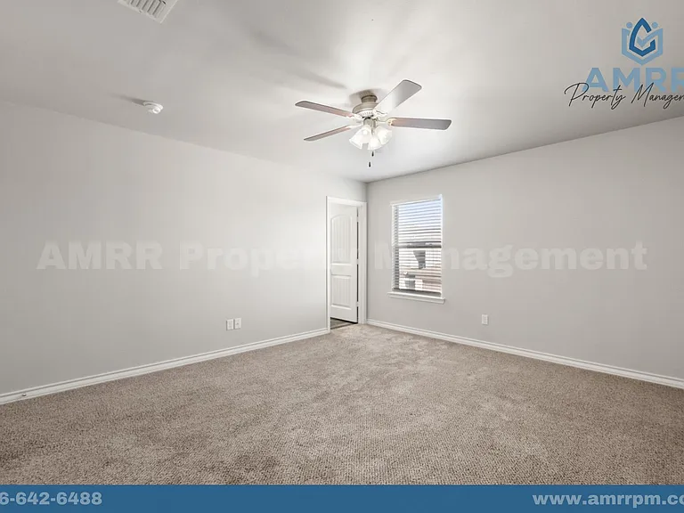 6040 24th St #32 — Photo 4