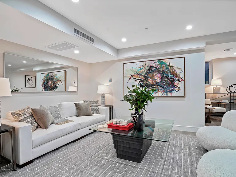 45 Garnet St #1B — Photo 16