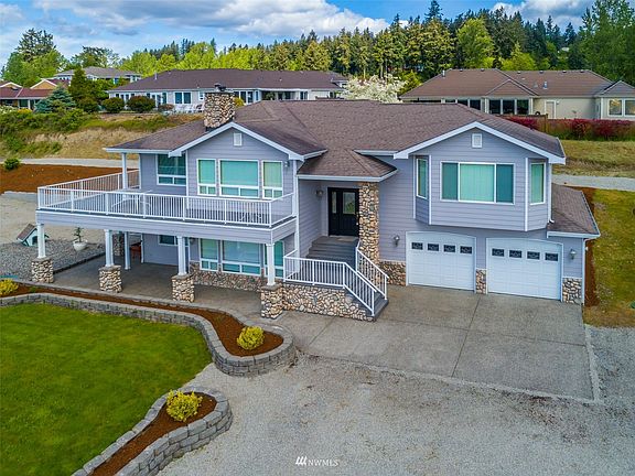4th image of 9015 38th St E