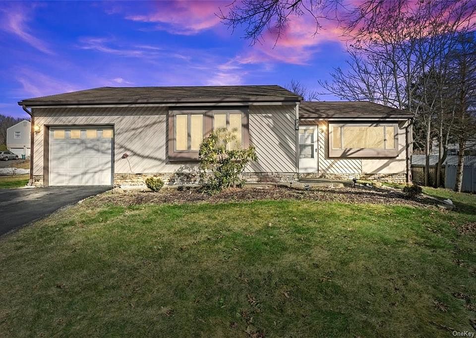 44 Keats Drive, New Windsor, NY 12553 Zillow
