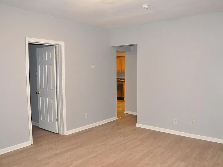 809 N Townsend St #3 — Photo 3