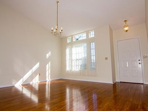 3rd image of 11156 Cypress Leaf Dr