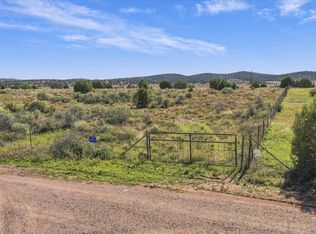 1425 W Shadow Ridge Rd, Paulden, AZ 86334