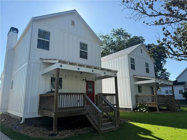70 Liberty St NE, Gainesville, GA 30501