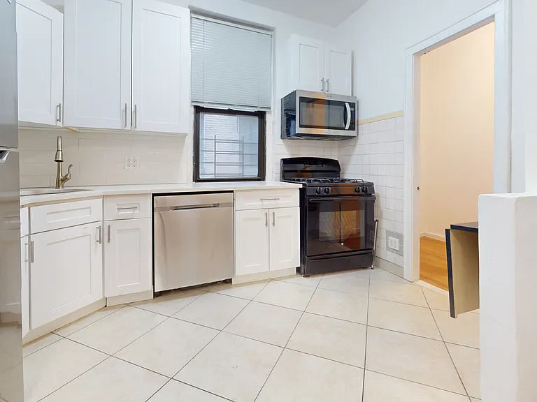 21-28 35th St #1B — Photo 6