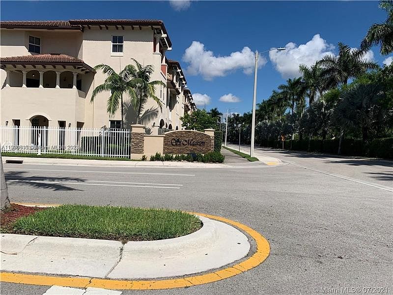1st image of 8800 NW 97th Ave APT 101