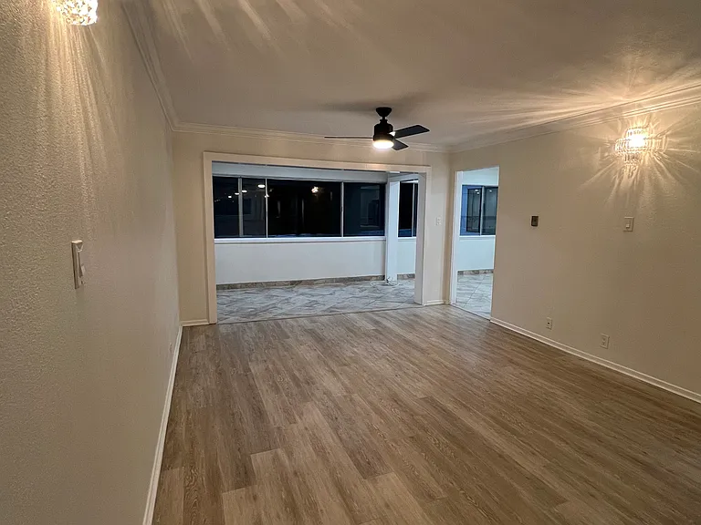 5700 Ravenspur Dr #201 — Photo 12