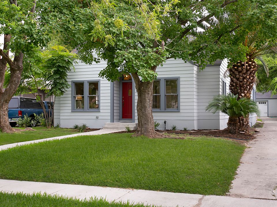 1st image of 2037 W Summit Ave