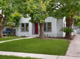 2037 W Summit Ave, San Antonio, TX 78201