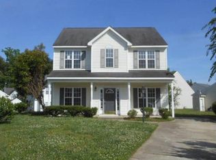 2716 Waterford Crystal Ct, Raleigh, NC 27610