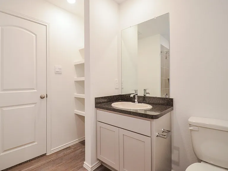 5778 Hampton Valley Dr — Photo 10