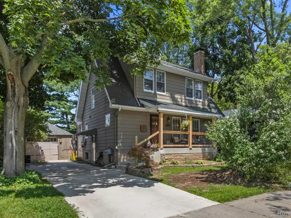 1676 Pearson St, Ferndale, MI 48220
