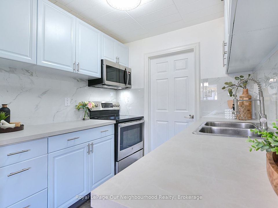 1st image of 540 Mary St E #2