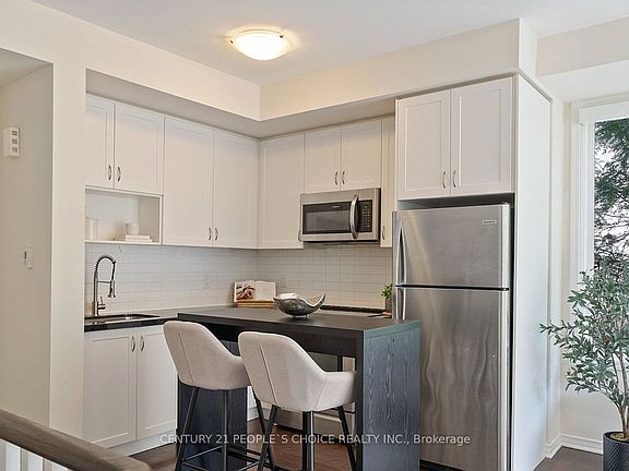 4th image of 1110 Briar Hill Ave #312