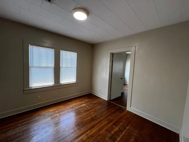 119 Saint Julien Ave — Photo 22