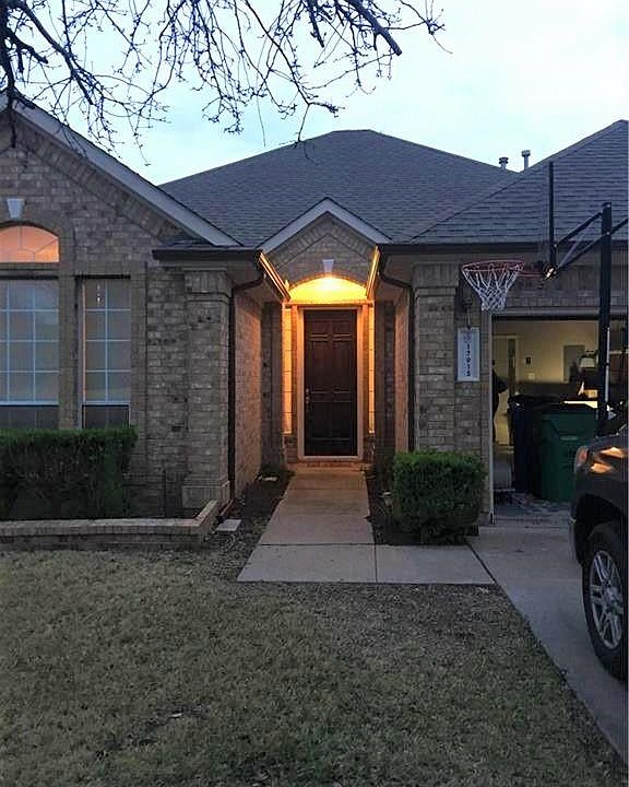 1st image of 17915 Holderness Ln